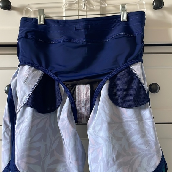 NWT Land’s End Women’s Deep Sea Navy Leaves 9” Quick Dry Swim Short w/ Panty - 8 - Picture 3 of 5